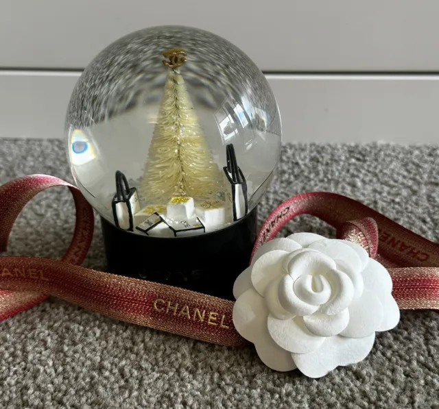 Chanel Vip Gift Black Snow Globe Collectable (Pre Owned)