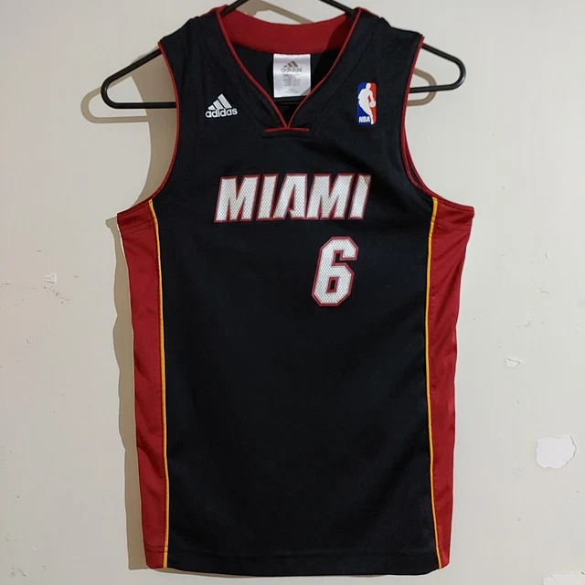 State Basketball Jersey in Red w Black Pinstripes #15 KAWHI – Free Style  Cut & Stitch