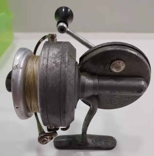 SMALL VINTAGE LUXOR Pezon & Michel Working Spinning Reels, $18.00