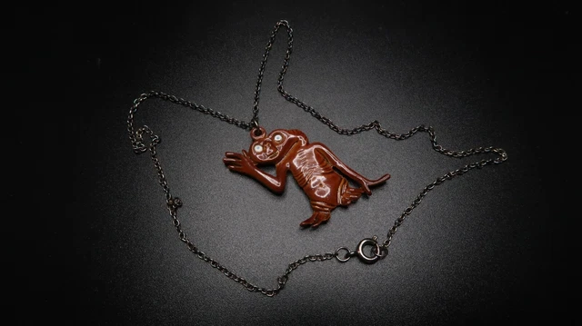Vintage 80s ET Alien Necklace 16 inches