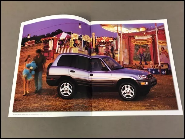 1998 Toyota Rav4 24-page Original Car Sales Brochure Catalog 2