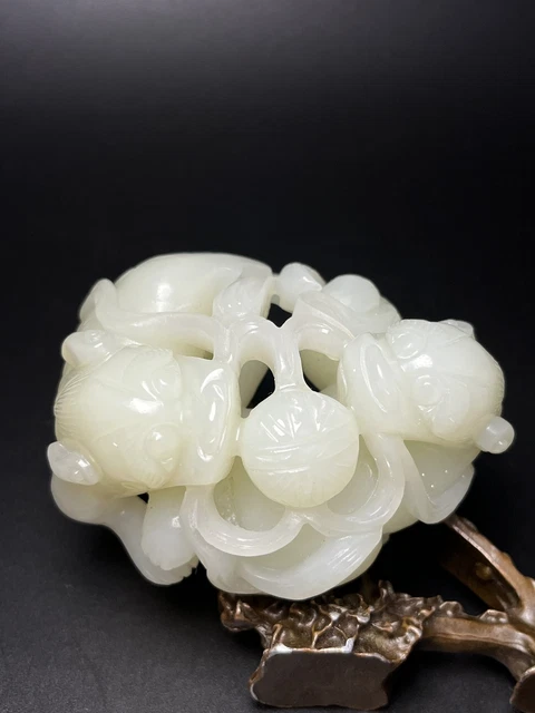 Chinese Exquisite Handmade Lion carving Hetian Jade Statue