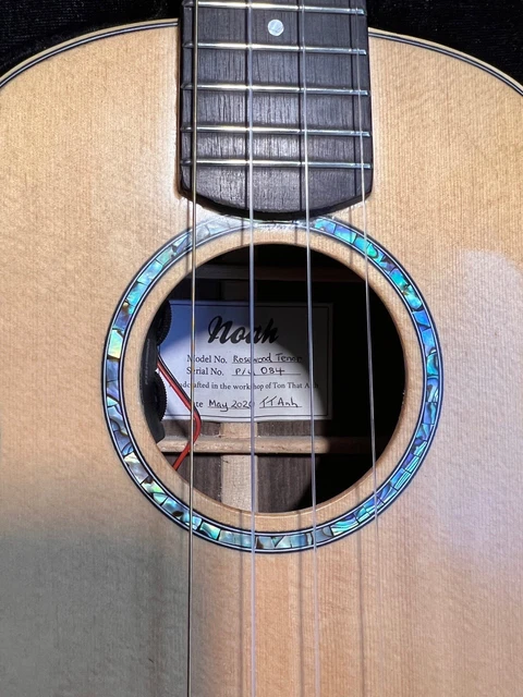 Noah Electro Rosewood / Spruce Tenor Ukulele RRP £339 6