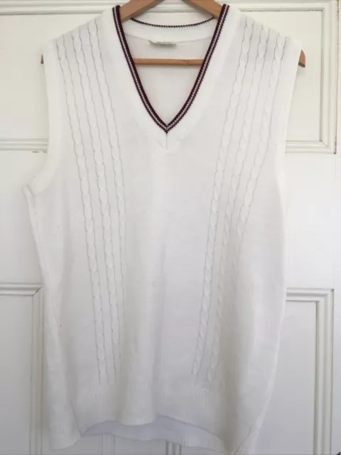 Vintage 1970s Crest knit Cricket Style Knitted Vest Size 16 (95 Cm Chest) 3