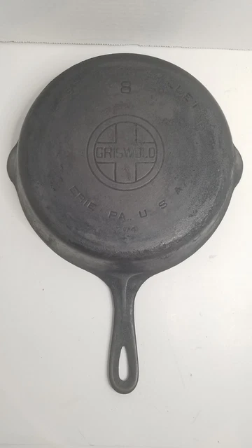 Griswold Big Block Erie Logo #8 Skillet Cast Iron Skillet 704 S
