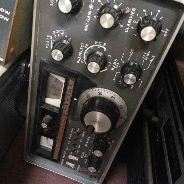 YAESU FT101 HAM Radio transceiver Japan Vintage Unconfirmed working