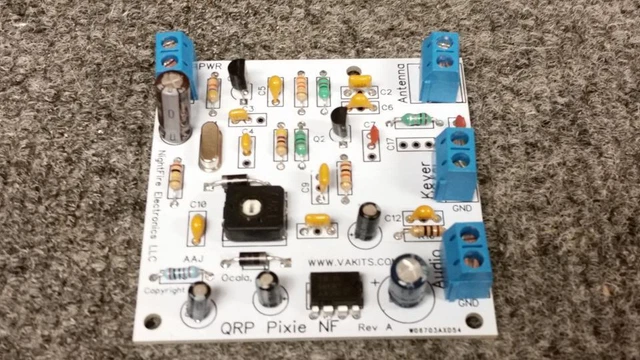 Émetteur/récepteur Radioamateur QRP CW – Double 6G6 80/40/30 Mètres – Neuf