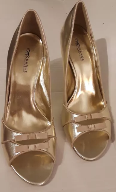 Exchange by Charles David Women Gold Metallic Peep toe Heels US 9.5 New Year's