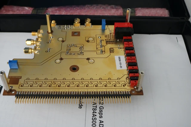 10-Bit Gsps ADC Evaluation Board ATMEL/E2V