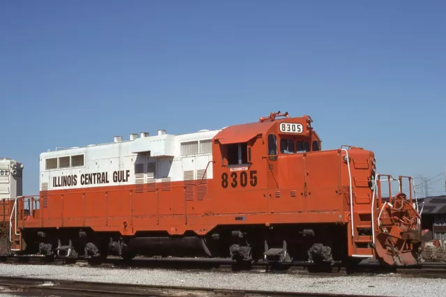 Illinois Central Gulf Railroad     #8305   Original Kodachrome  Slide