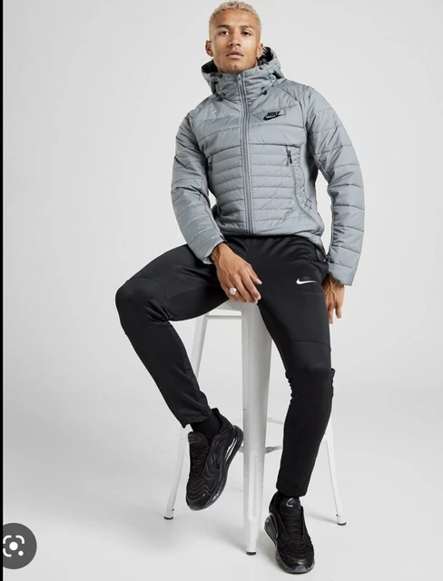 black nike hybrid jacket