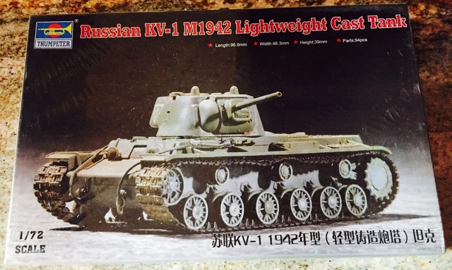 Trumpeter 00360 – Kit Di Modello Del Carro Armato Russo KV-1, Modello 1942.