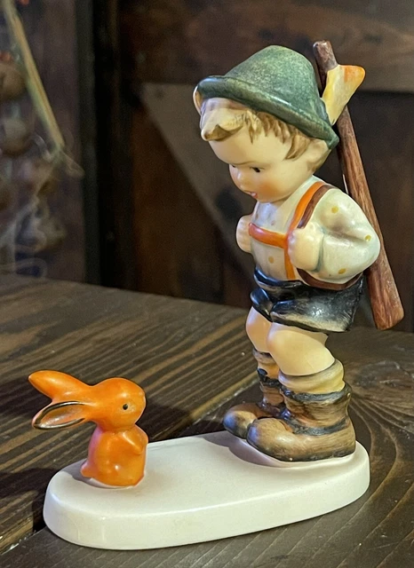 Hummel Goebel West Germany Figurine ~ "Sensitive Hunter" #6/0  TMK3