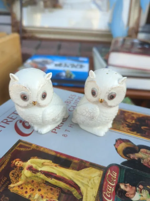 Lenox White & Gold Wise Owl owls bird  Salt & Pepper Shakers Set