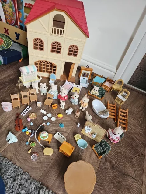 🌟Sylvanian Families 3-Storey House Cedar Terrace & Accessories 🌟