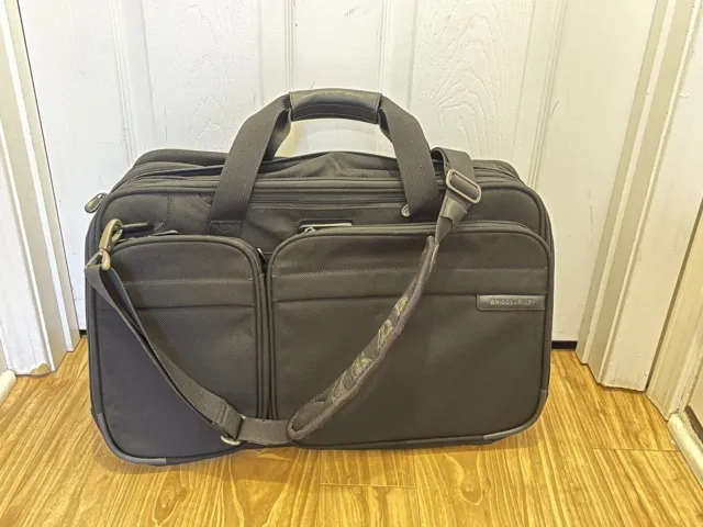 Briggs & Riley 235x- 4 Baseline Suiter Expandable Weekender Carry-On Duffle Bag