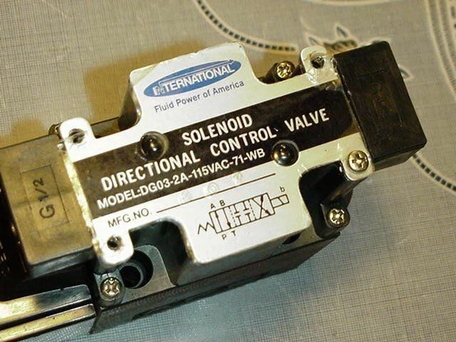 International Fluid Power Solenoid Directional Control Valve DG03-2A-115A-71-WB 3