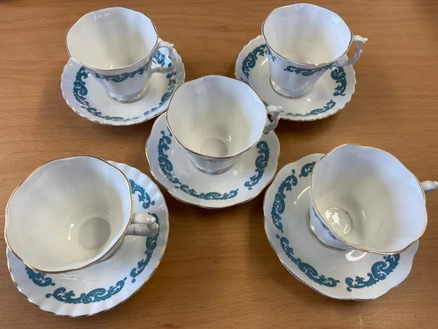 Richmond Bone China Tea Cups And Saucers x5 Blue Scroll Design