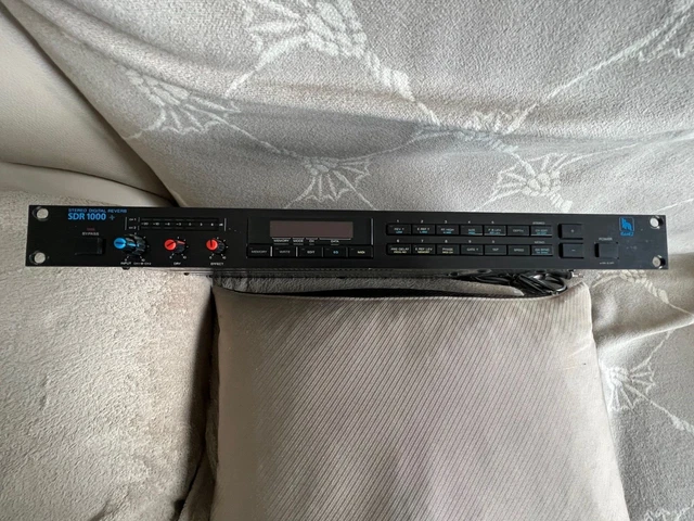 821786_5