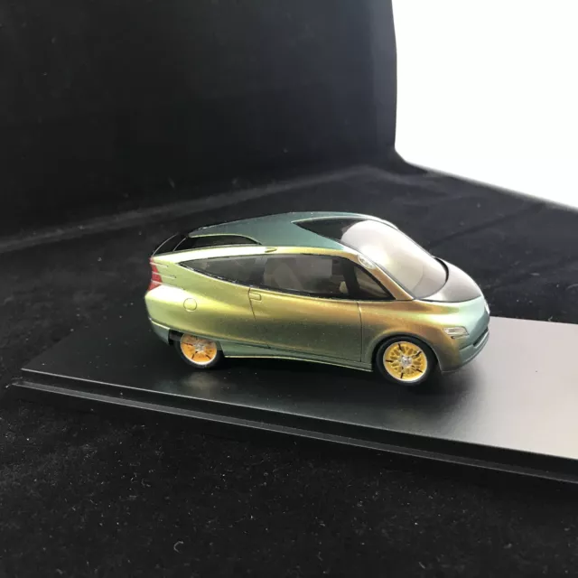 Mercedes Bionic Concept Car-  2007 - 1:43 Scale By Spark S1019