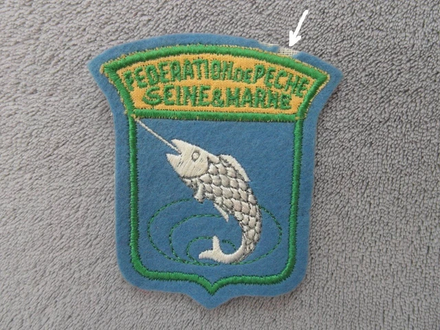 écusson dé pêche des années 70 - France