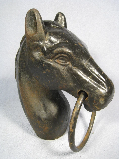 Nice Vintage Cast Iron Horse Head Hitching Post Topper