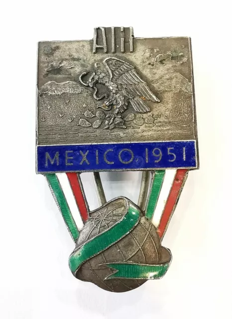 Clip IN Banknotes With Badge Mexico. Ref60090