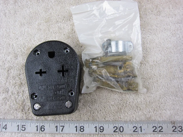 Leviton 931 30/50A 250V Straight Blade Receptacle 6-30R 50R, New