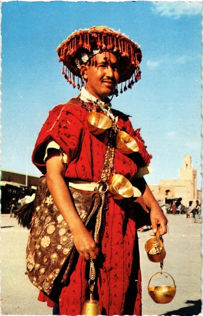 CPM MAROC-Marrakech-Un porteur d'eau (329214)