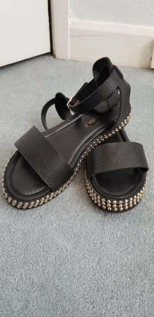 RUSSELL BROMLEY Gold Coast Studded Flatform sandals size 6