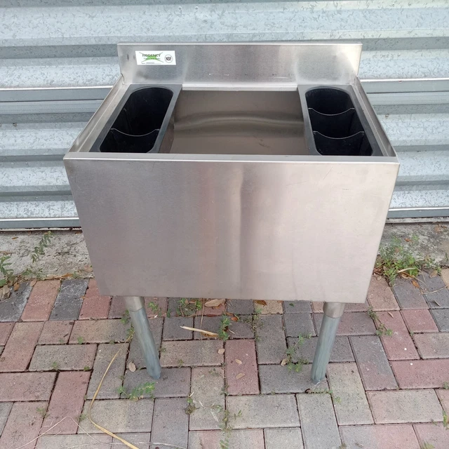 NEW 18x24 Jockey Box Cold Plate Ice Bin Under Bar Storage Rack Regency