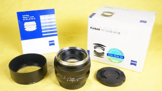 Carl Zeiss Planar T* 50mm f/1.4 ZE Lens für Canon EOS OVP