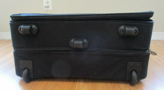 TUMI DAKOTA Black Ballistic Nylon WHEELED DELUXE GARMENT BAG Luggage 11