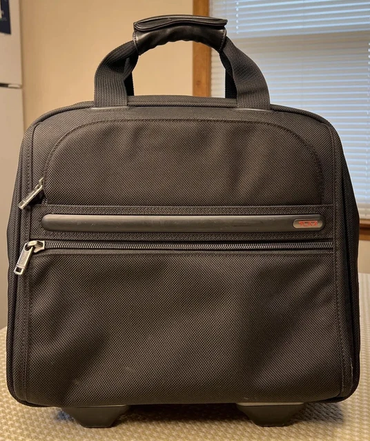 Tumi Laptop/Briefcase/Working Rolling Bag, Magnetic Handle. Black. Model 22050D4