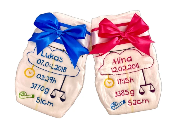 Brodée Couche-Culotte Avec Noms Et Geburtsdaten, Cadeau pour la Naissance