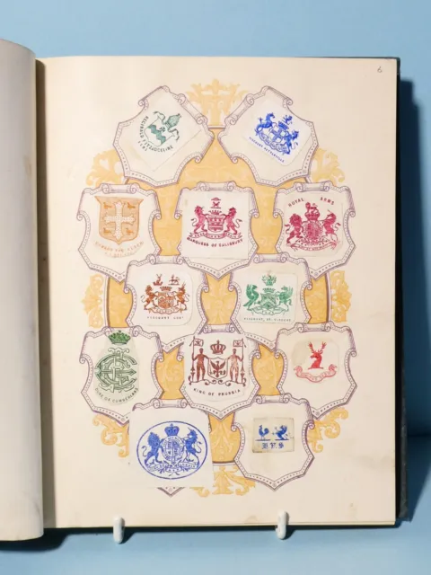 Teilweise volle 19/20thC geprägte Arme Monogramme Wappen Album Ex. Edward Law #63