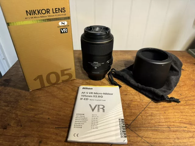 Nikon AF-S MICRO NIKKOR 105mm 2.8f g ED VR lens