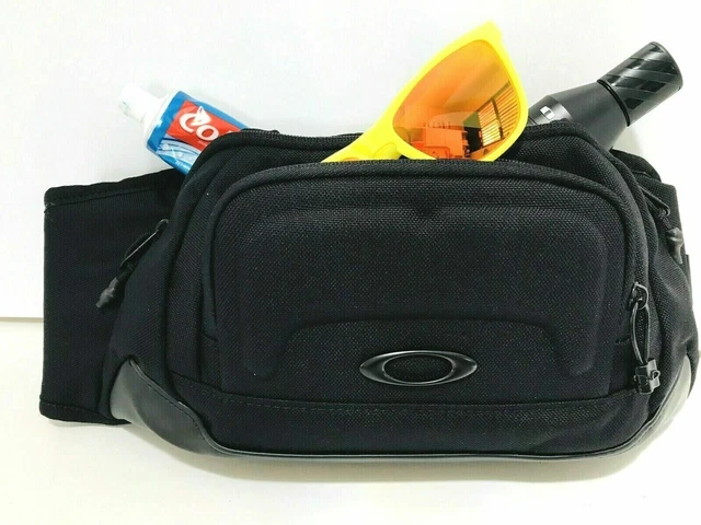 Oakley waist 2025 pack