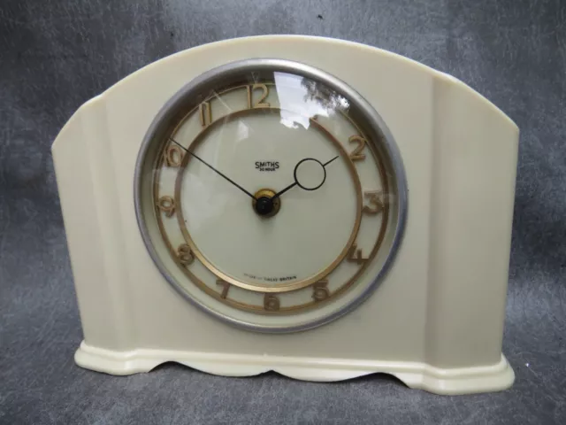 A Nice Smiths 30 Hr White Bakelite Art Deco Mantle Clock *Serviced*