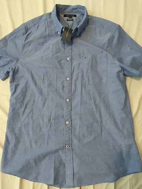 Tommy Hilfiger Men's Short Sleeve Button Down Shirt Light Blue Large