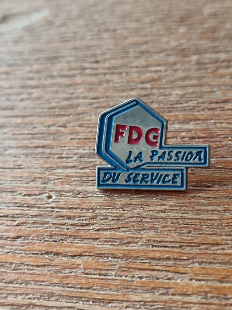Pin's Pins Pin Enamel 19 Société Artisan Maçonnerie TP LAGUT