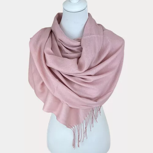 Eleganter Schal mit Fransen in Rosa