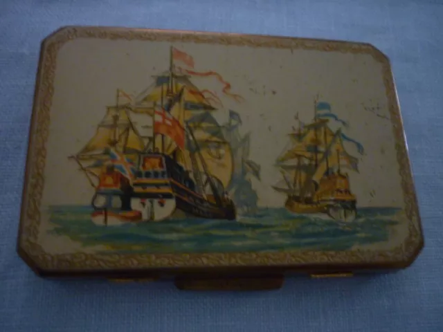 Rare 1950'S Stratton Slab 'Galleon' Mirror/Powder Compact