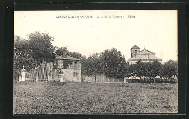 CPA Arnouville-les-Gonesse, La Grille du Chateau et l´Eglise
