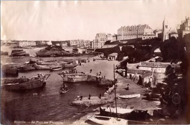 France, Biarritz, le Port des Pêcheurs, Vintage albumen print, ca.1880 Tirage vi