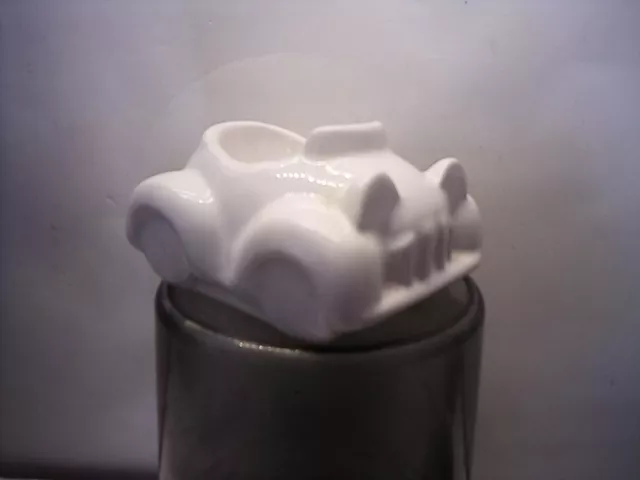 Honiton Pottery Devon Car  Egg Cup Holder (W)