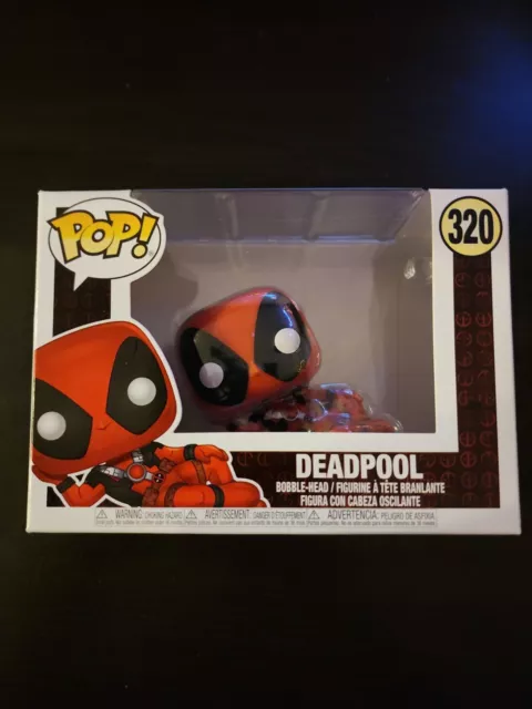 POP! & Tee: Deadpool W/ Candy Canes (Metallic) - Marvel - Special Edit