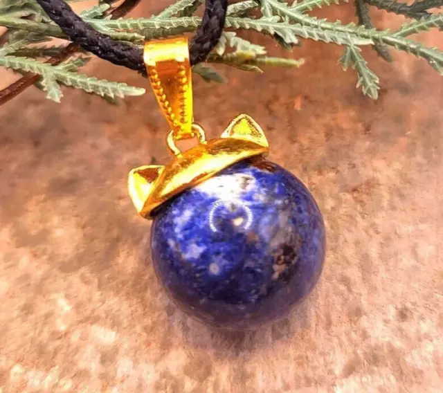 Beautiful Nature Blue Sodalite Sphere With Cat Cab Pendant Necklace
