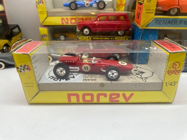 ANCIENNE NOREV Plastique Coupe Fiat 2300 S N°80 Ech 1/43 Eme EUR 100,00