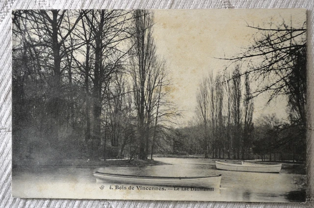 CPA ""Bois de Vincennes - Le Lac Daumesnil